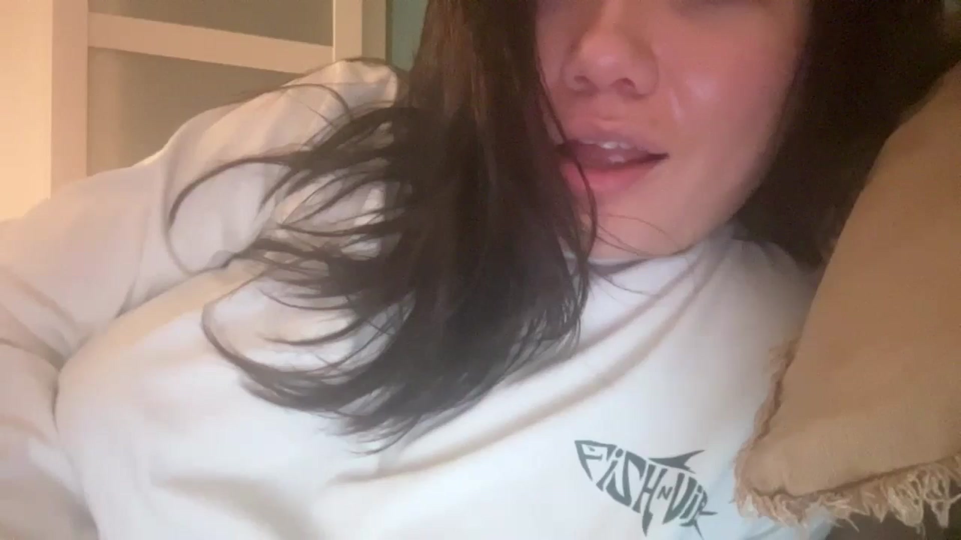 Gallery image thumbnail from imava's myfreecams stream on, 11/28/2024, 11:33 image 9 of 20