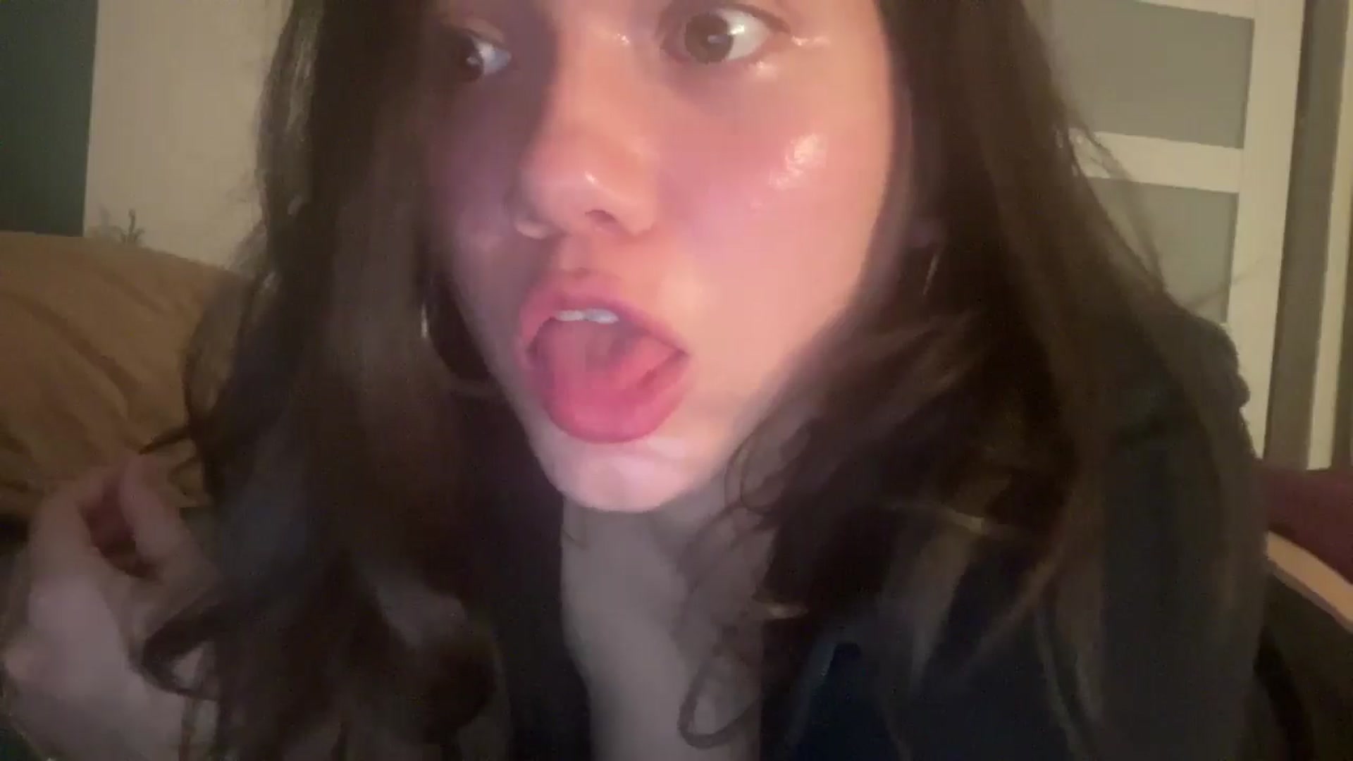 Gallery image thumbnail from imava's myfreecams stream on, 11/29/2024, 10:30 image 3 of 20