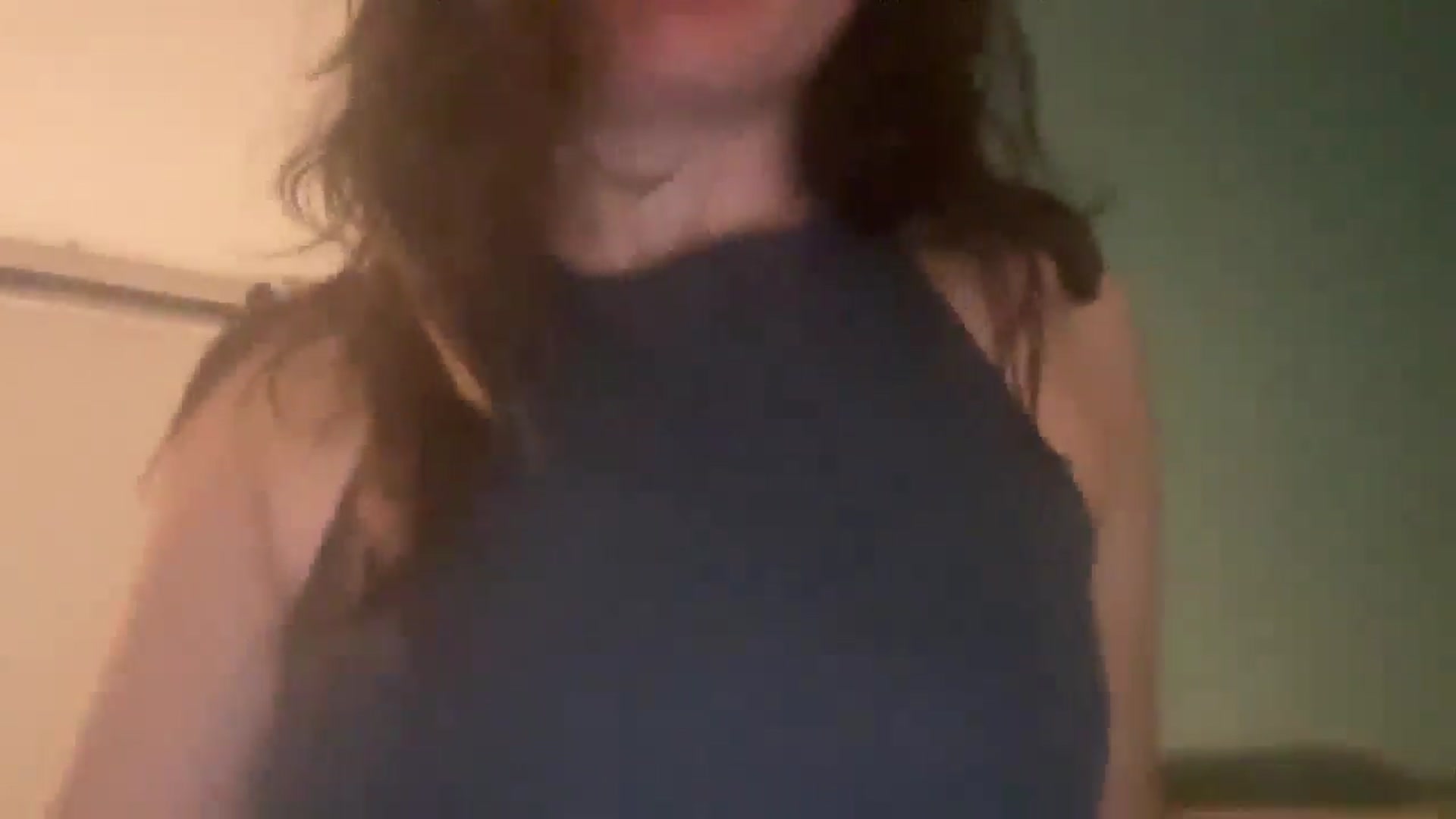 Gallery image thumbnail from imava's myfreecams stream on, 12/02/2024, 12:14 image 20 of 20