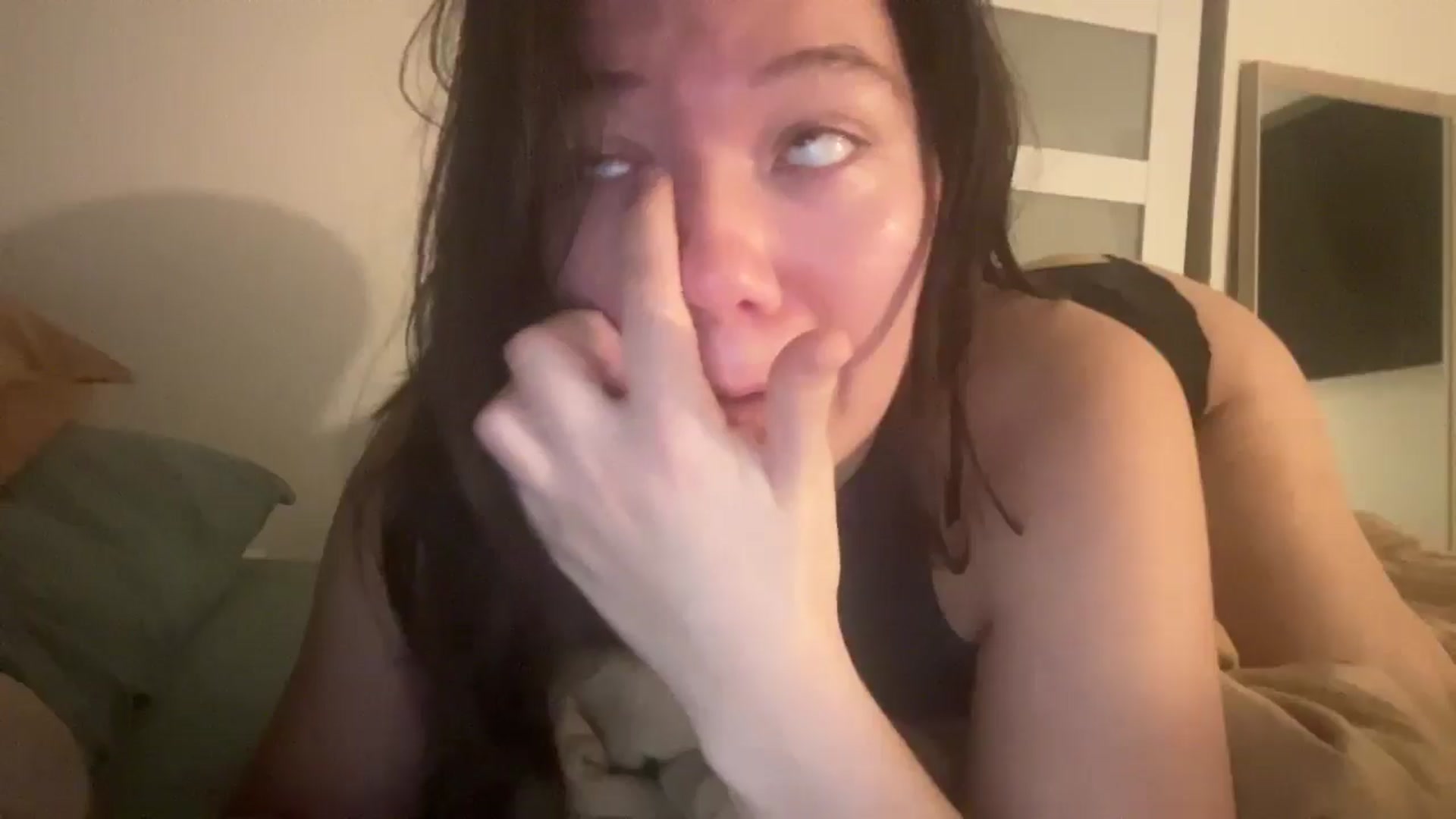Gallery image thumbnail from imava's myfreecams stream on, 12/02/2024, 12:14 image 11 of 20