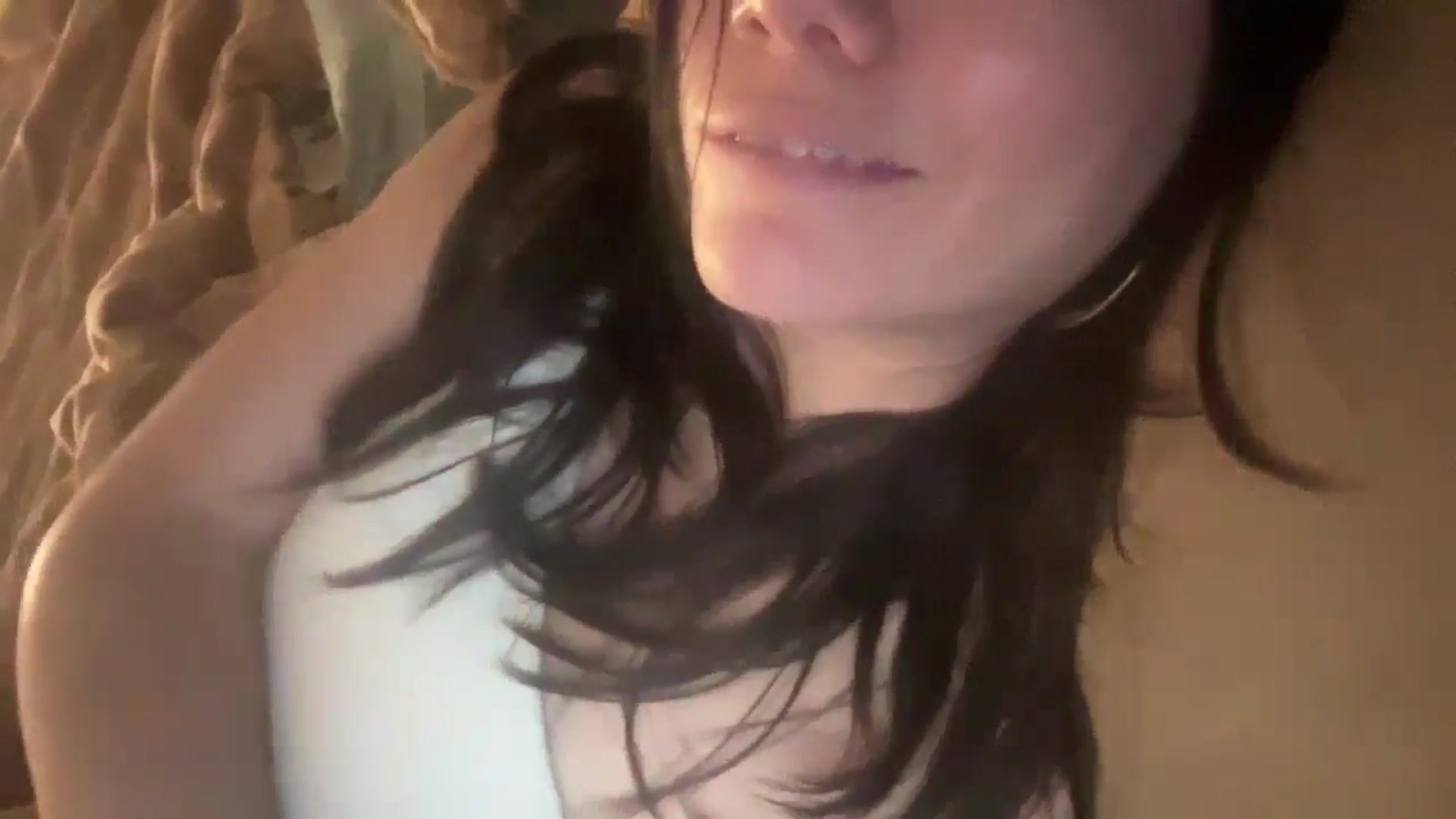 Gallery image thumbnail from imava's myfreecams stream on, 12/03/2024, 08:39 image 20 of 20