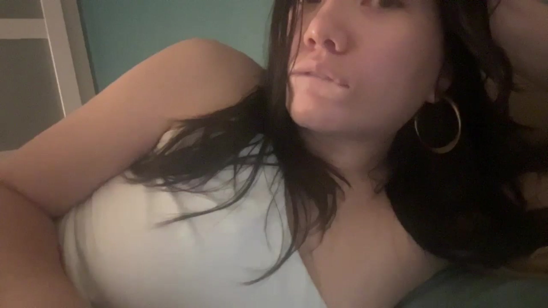 Gallery image thumbnail from imava's myfreecams stream on, 12/03/2024, 08:39 image 14 of 20