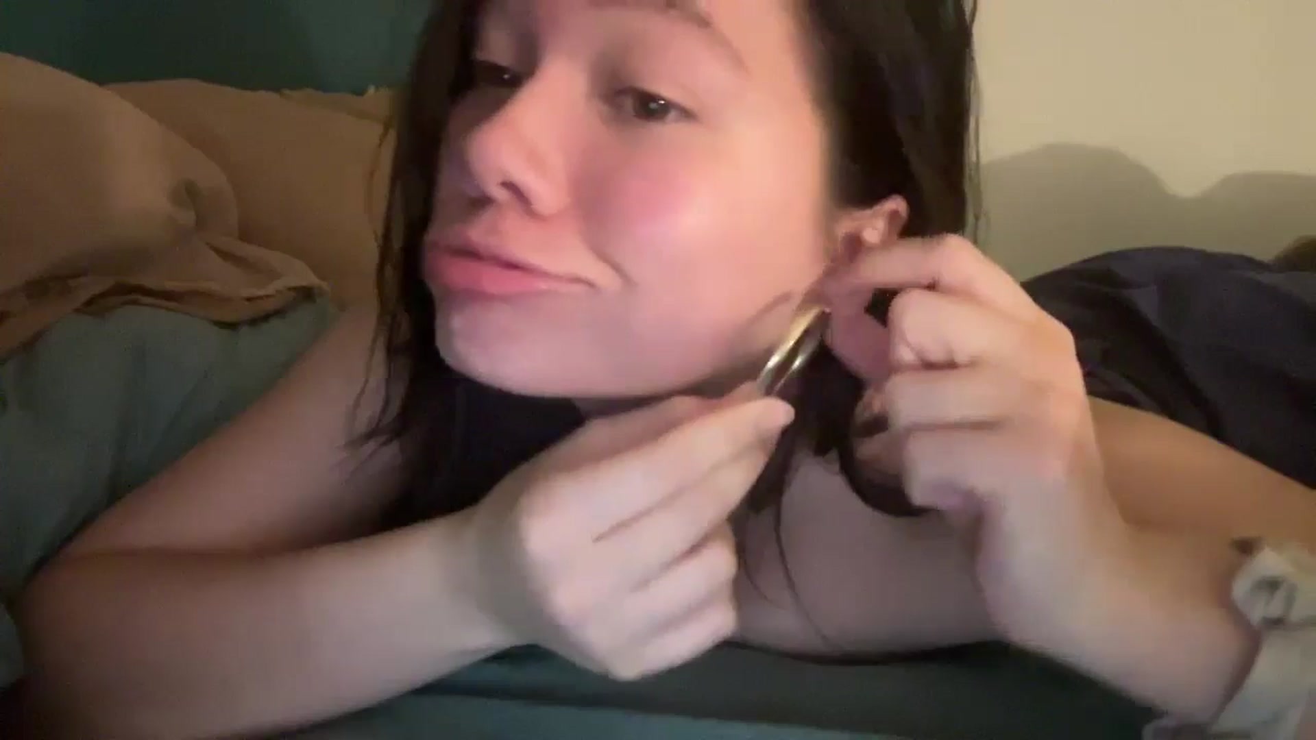 Gallery image thumbnail from imava's myfreecams stream on, 12/04/2024, 12:41 image 15 of 20