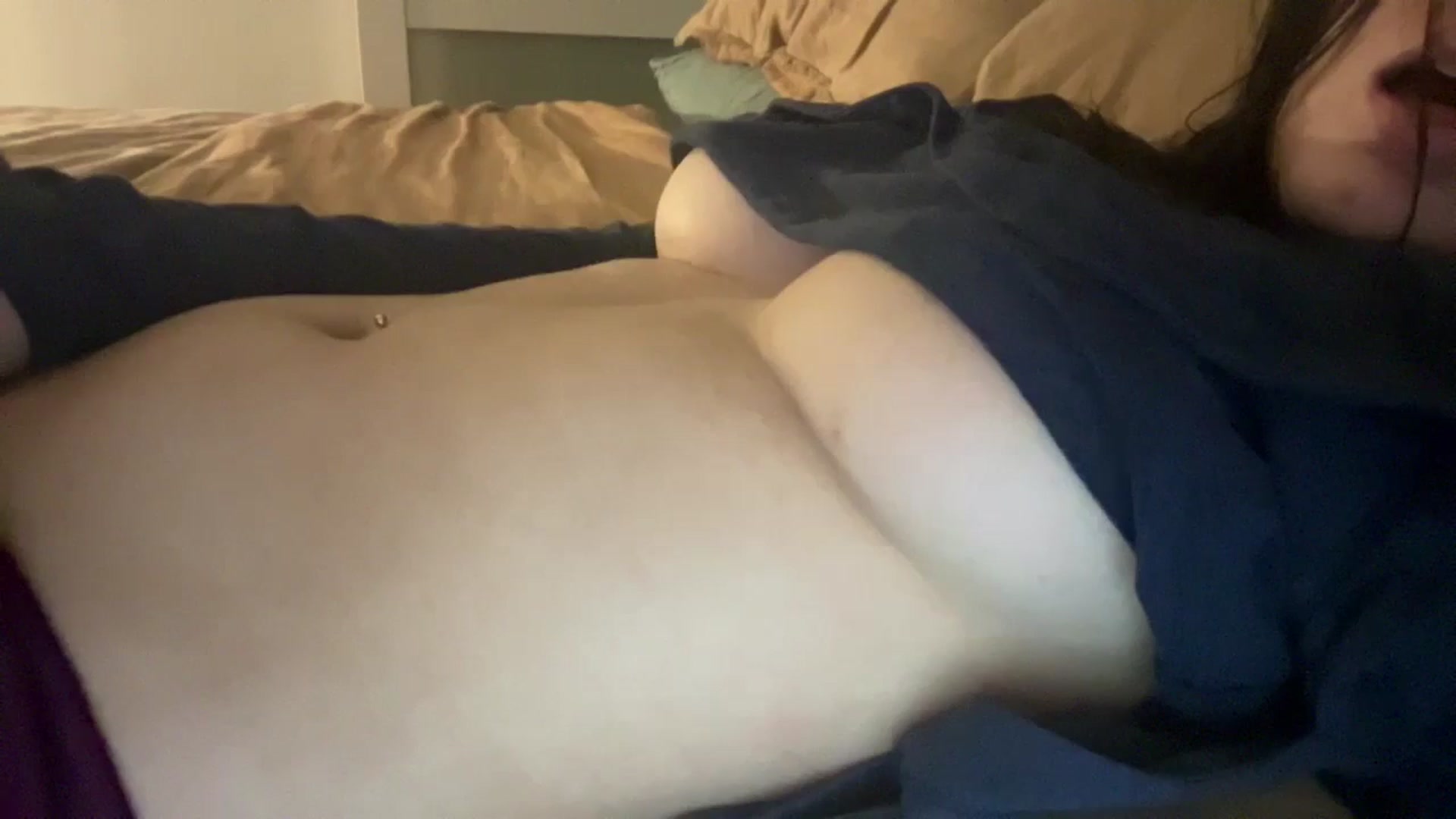 Gallery image thumbnail from imava's myfreecams stream on, 12/07/2024, 06:46 image 7 of 20