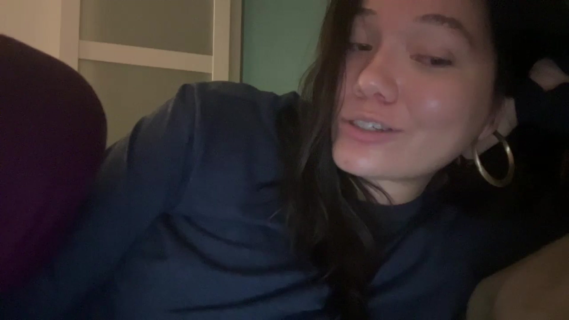 Gallery image thumbnail from imava's myfreecams stream on, 12/08/2024, 04:28 image 12 of 20