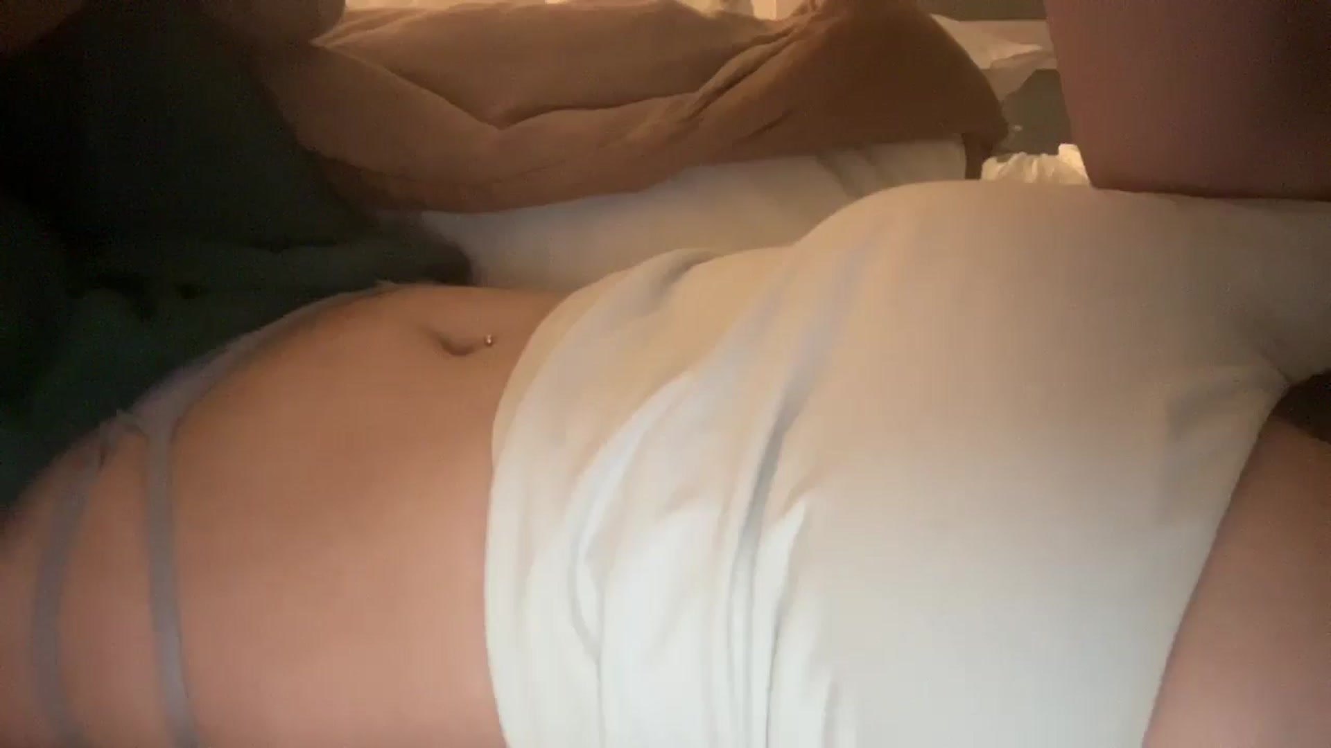 Gallery image thumbnail from imava's myfreecams stream on, 12/12/2024, 01:09 image 20 of 20