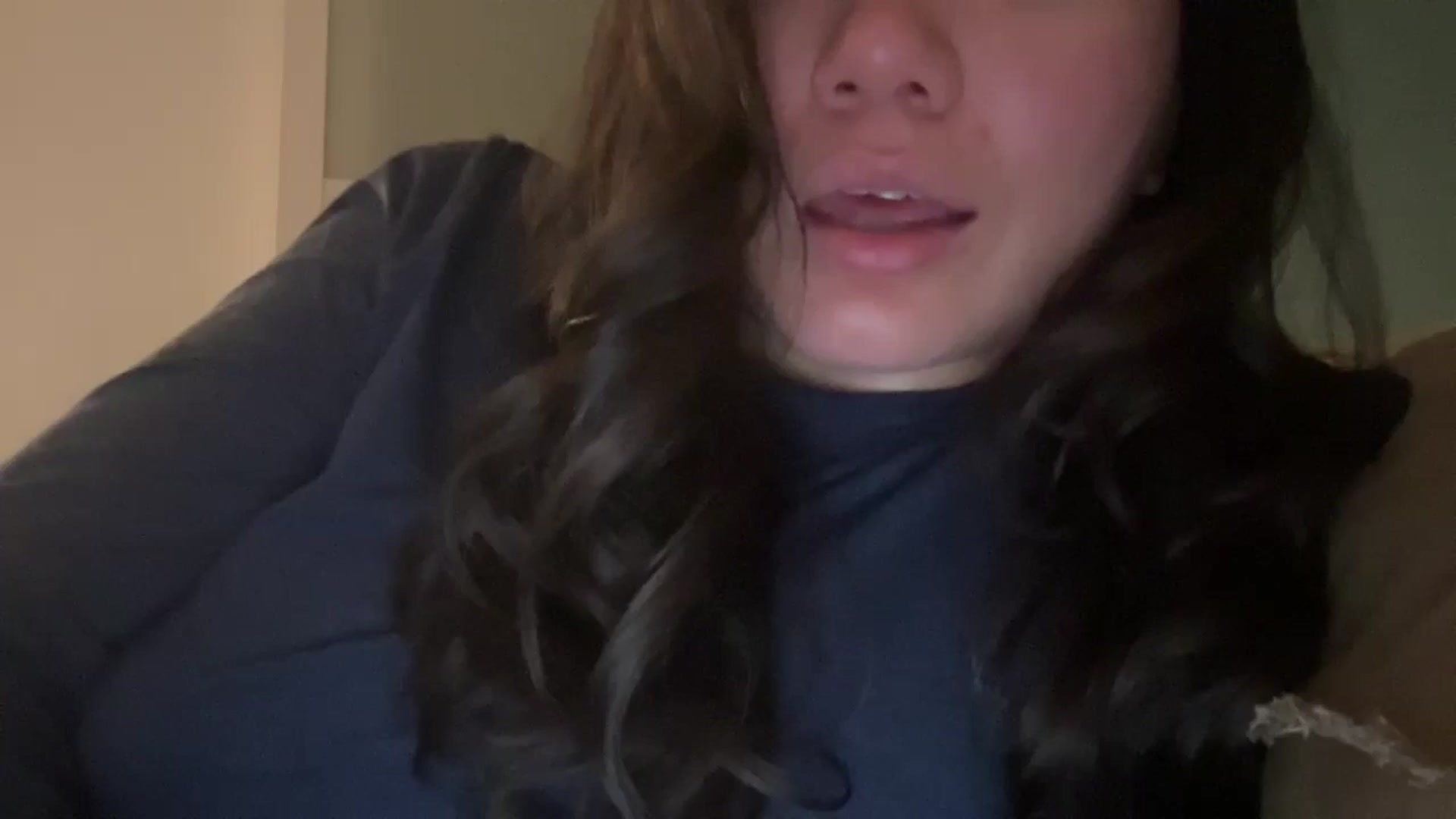 Gallery image thumbnail from imava's myfreecams stream on, 12/14/2024, 12:49 image 1 of 20