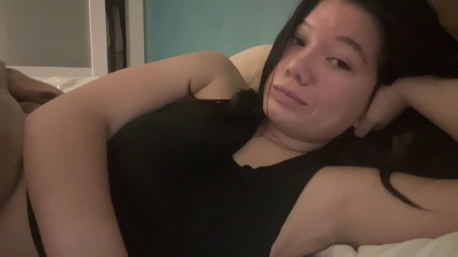 Gallery image thumbnail from imava's myfreecams stream on, 12/24/2024, 20:15 image 5 of 20