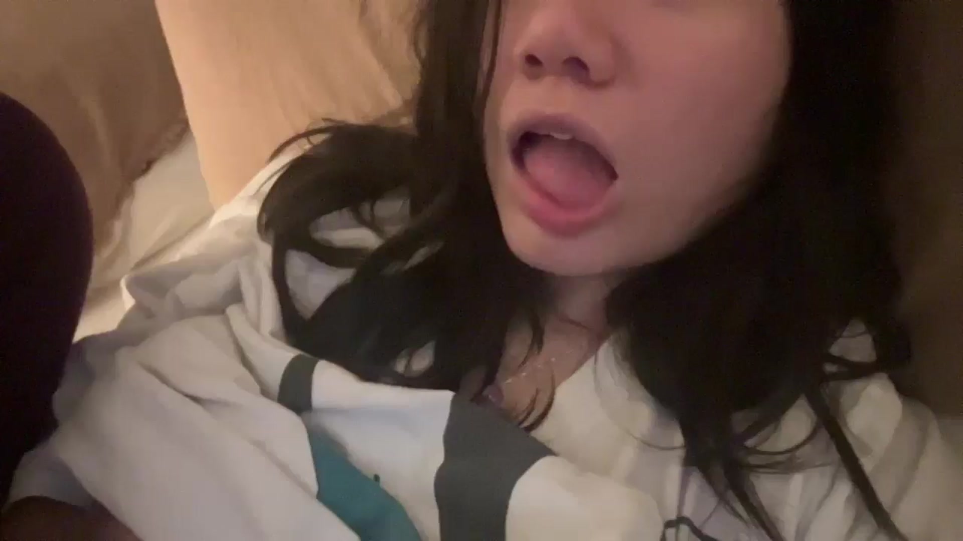 Gallery image thumbnail from imava's myfreecams stream on, 12/27/2024, 20:24 image 8 of 20