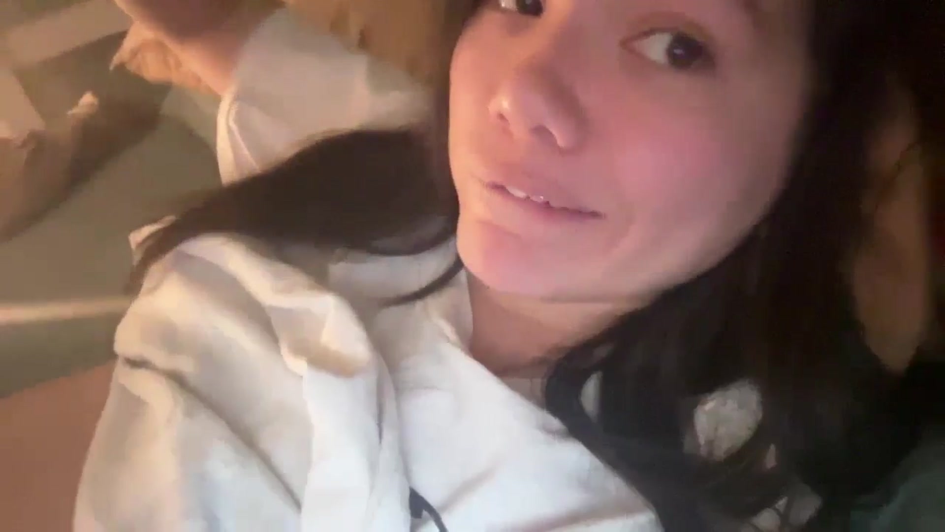 Gallery image thumbnail from imava's myfreecams stream on, 01/04/2025, 12:54 image 3 of 20