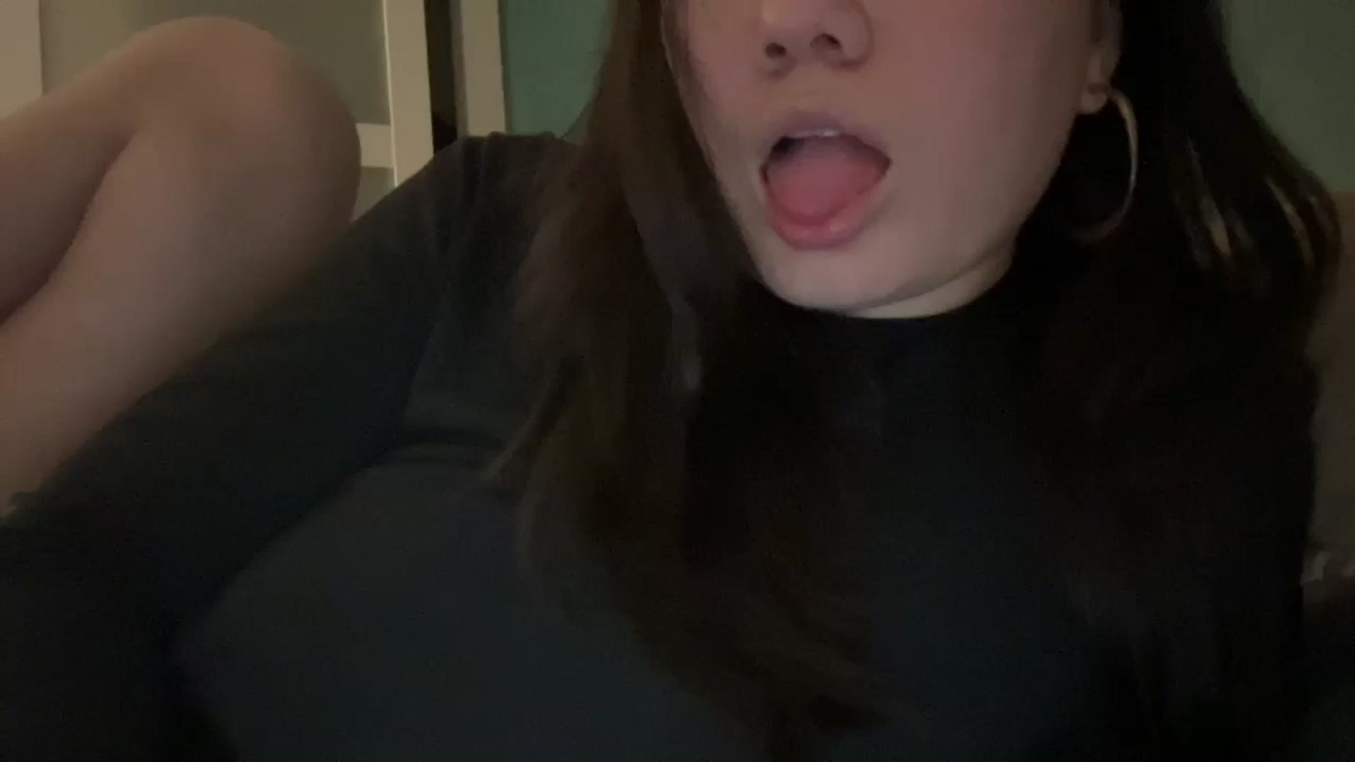 Gallery image thumbnail from imava's myfreecams stream on, 01/07/2025, 03:46 image 1 of 20