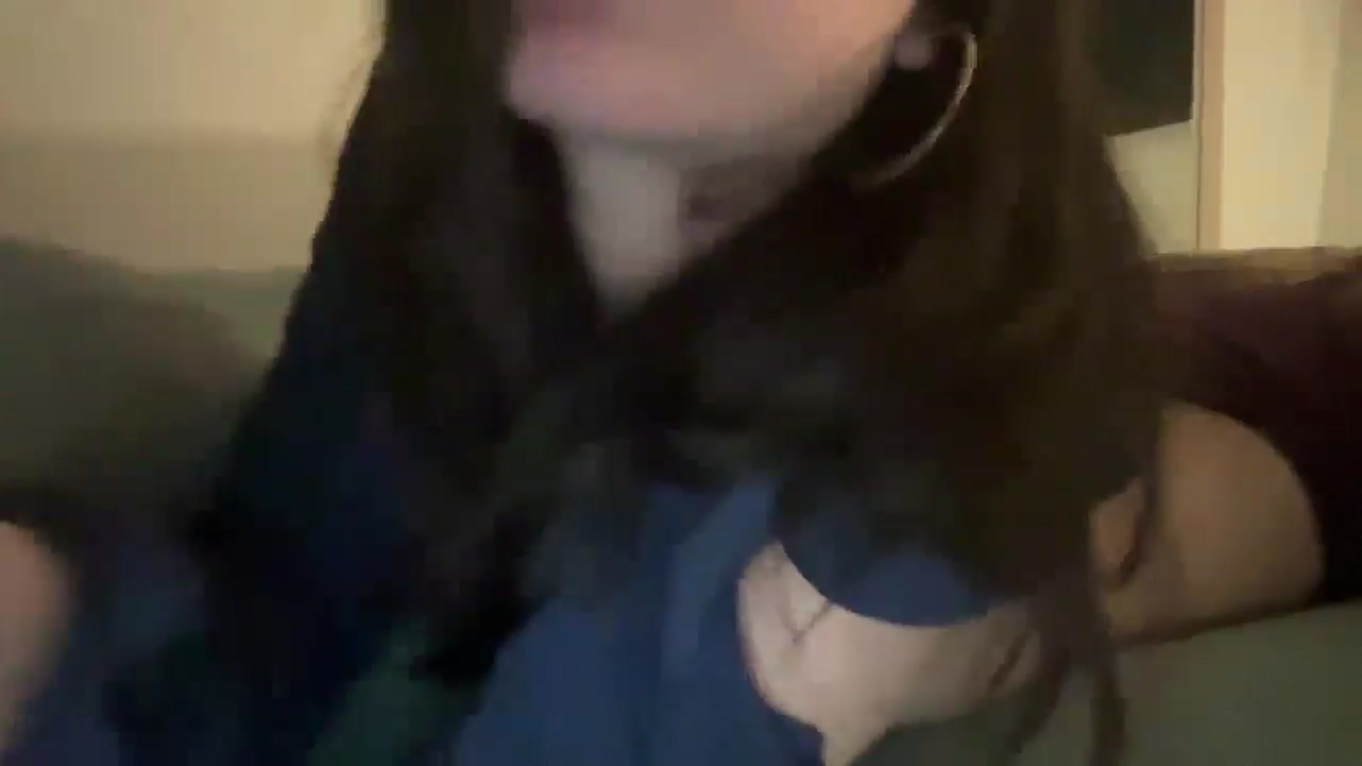 Gallery image thumbnail from imava's myfreecams stream on, 01/10/2025, 03:29 image 12 of 20