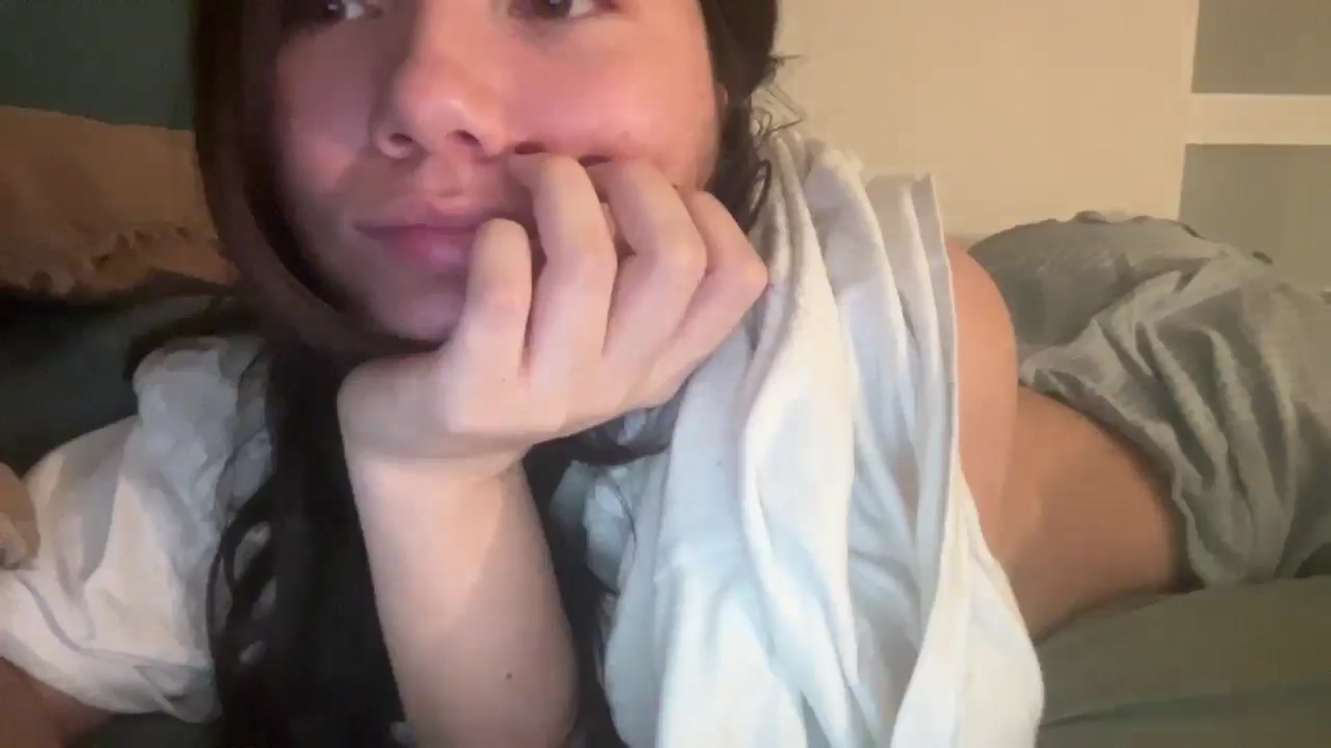 Gallery image thumbnail from imava's myfreecams stream on, 01/19/2025, 13:54 image 6 of 20