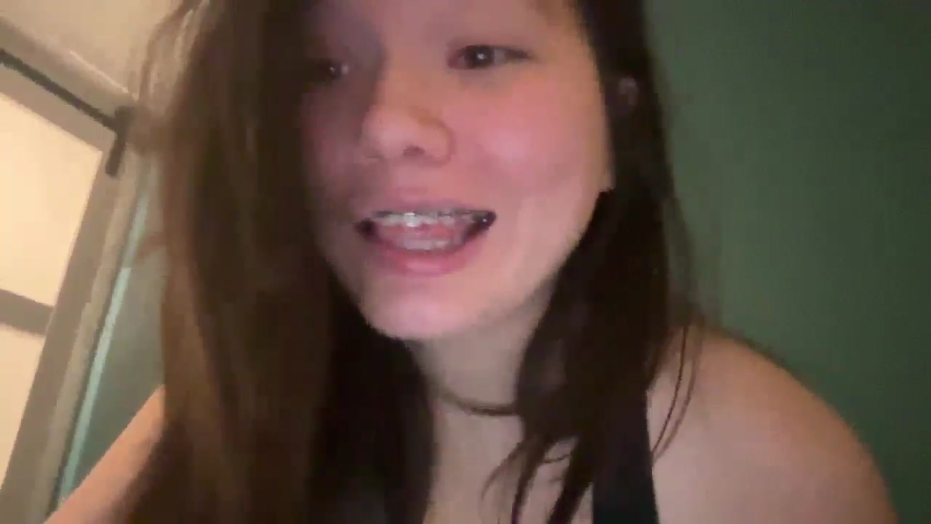 Gallery image thumbnail from imava's myfreecams stream on, 01/20/2025, 12:59 image 9 of 20