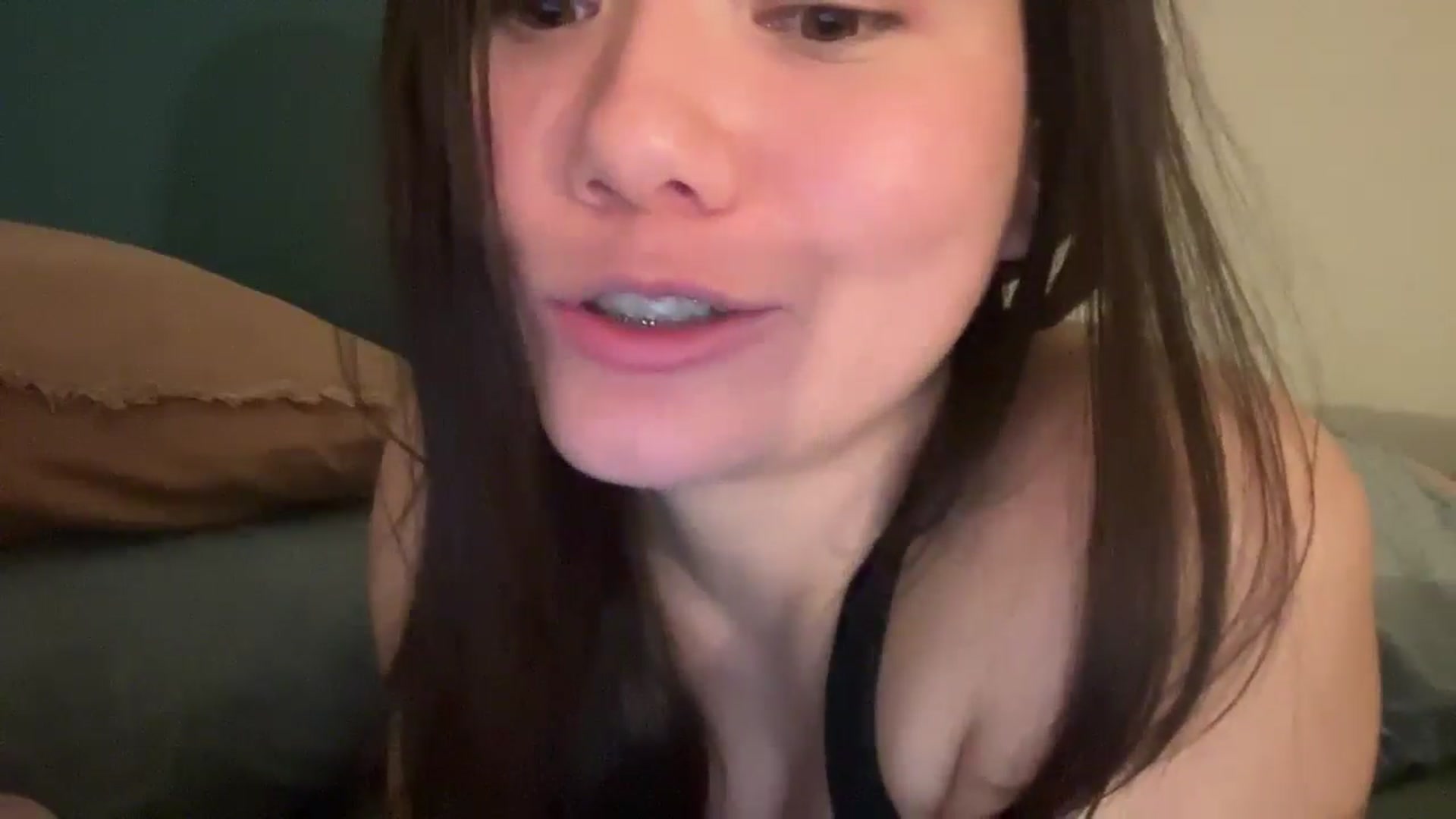 Gallery image thumbnail from imava's myfreecams stream on, 01/20/2025, 12:59 image 7 of 20