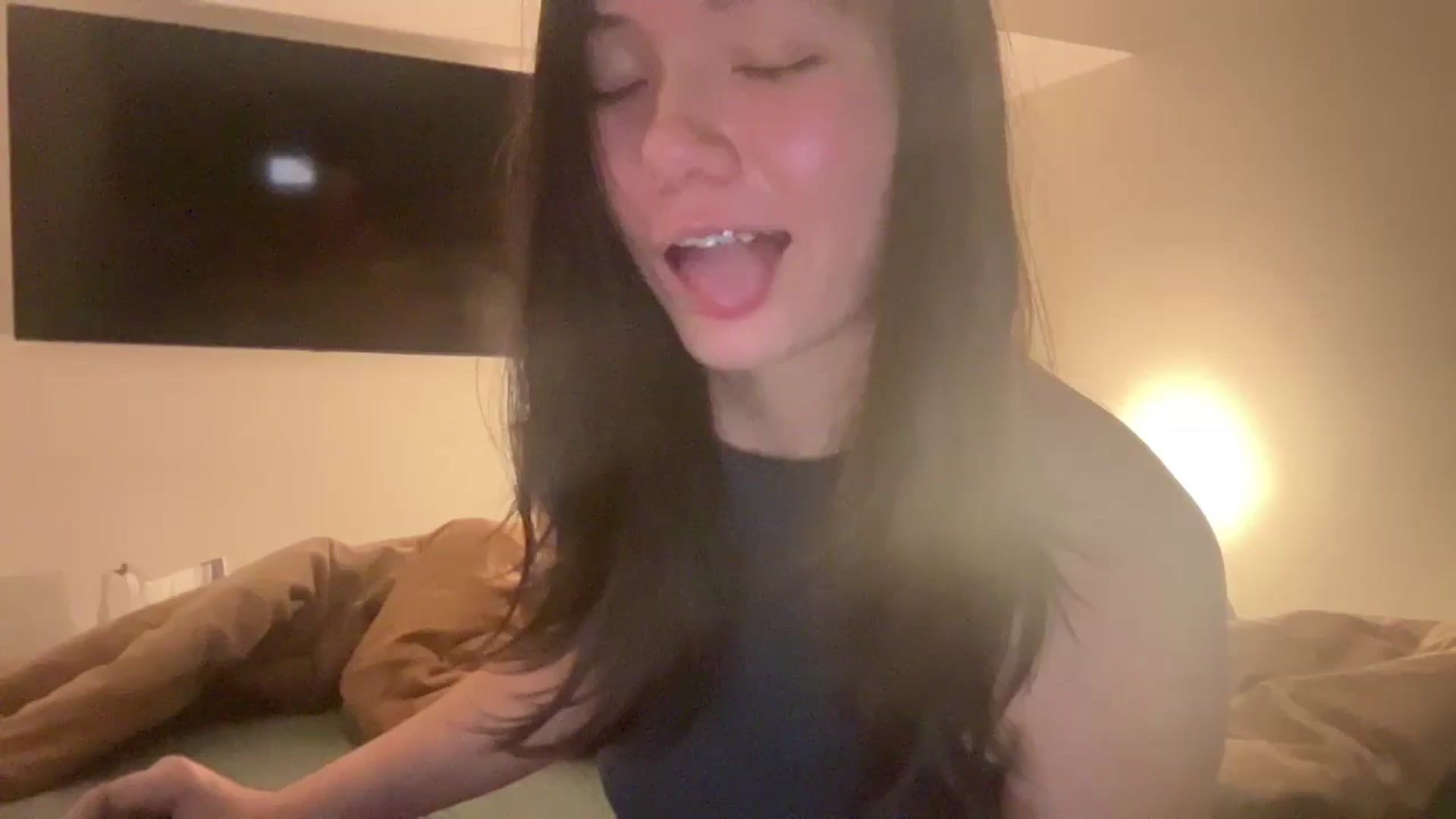 Gallery image thumbnail from imava's myfreecams stream on, 01/27/2025, 09:28 image 11 of 20