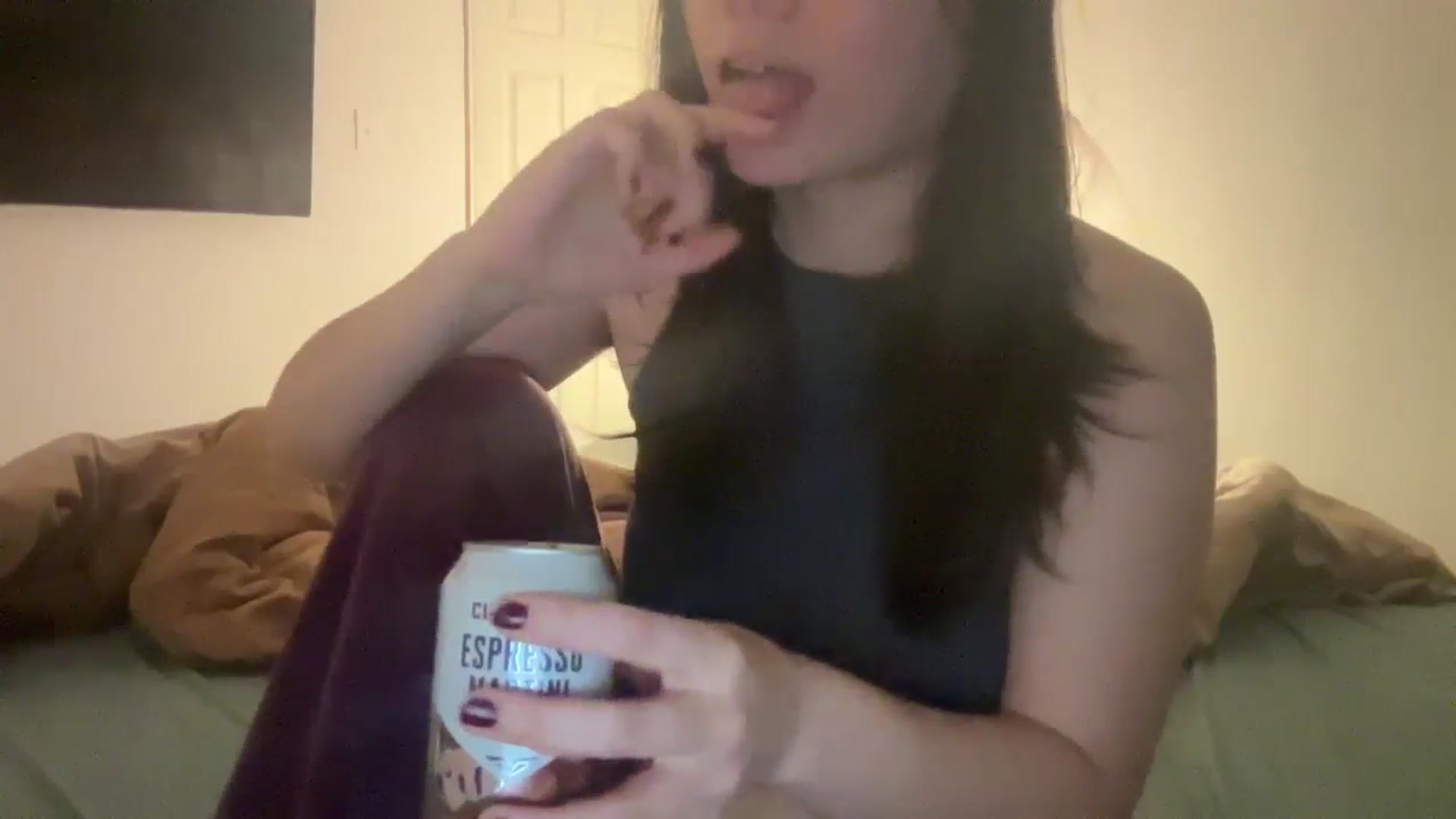 Gallery image thumbnail from imava's myfreecams stream on, 01/27/2025, 09:28 image 5 of 20