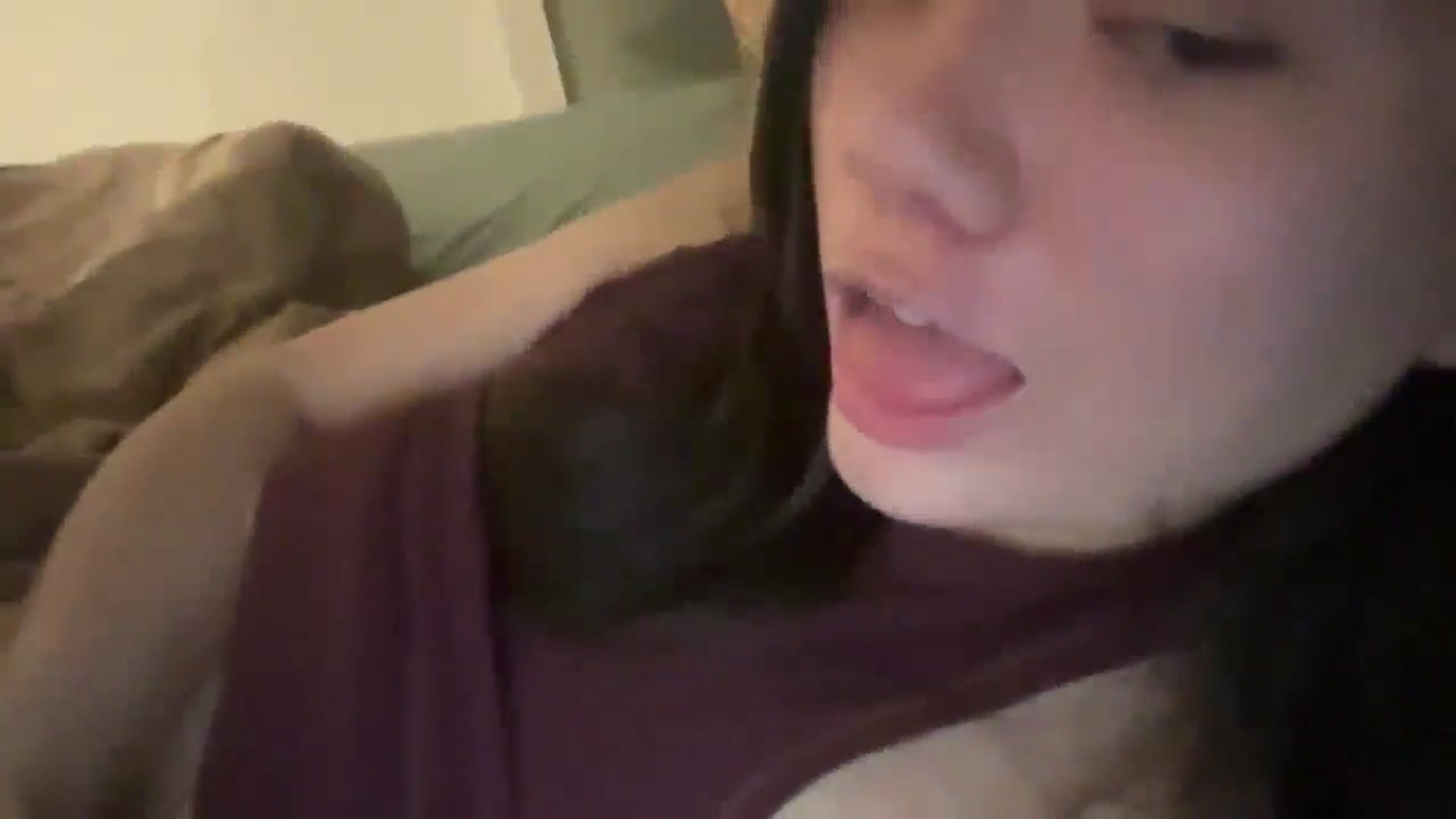 Gallery image thumbnail from imava's myfreecams stream on, 01/30/2025, 09:49 image 11 of 20