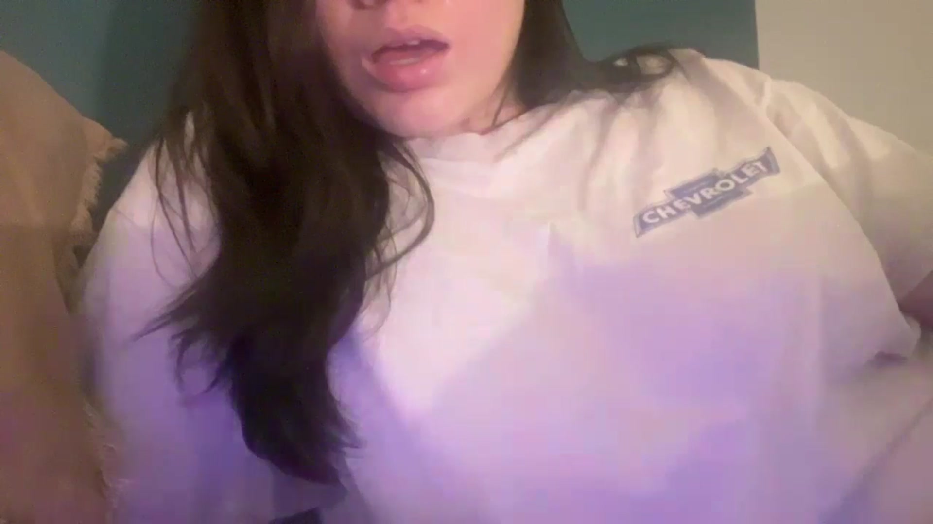 Gallery image thumbnail from imava's myfreecams stream on, 02/06/2025, 12:17 image 11 of 20