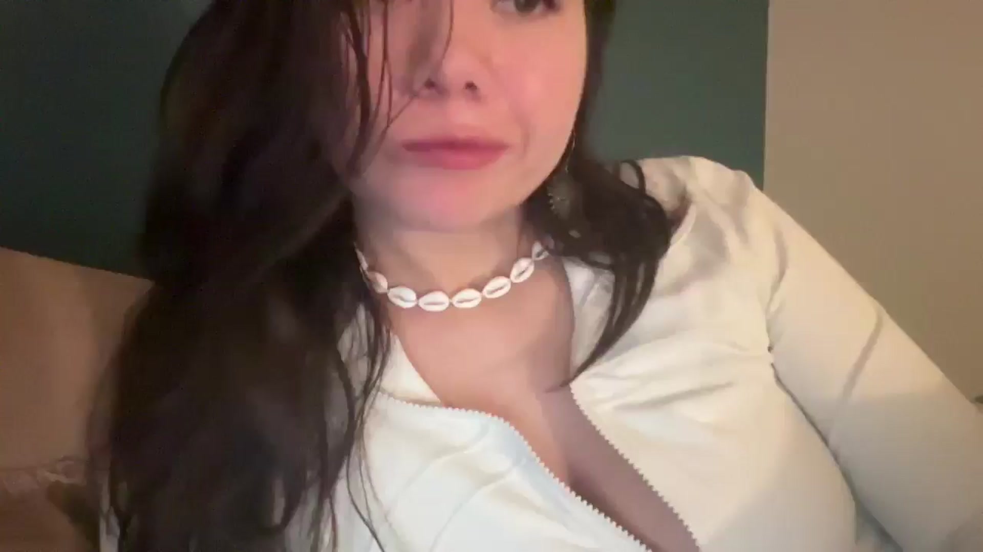Gallery image thumbnail from imava's myfreecams stream on, 03/10/2025, 16:52 image 1 of 20