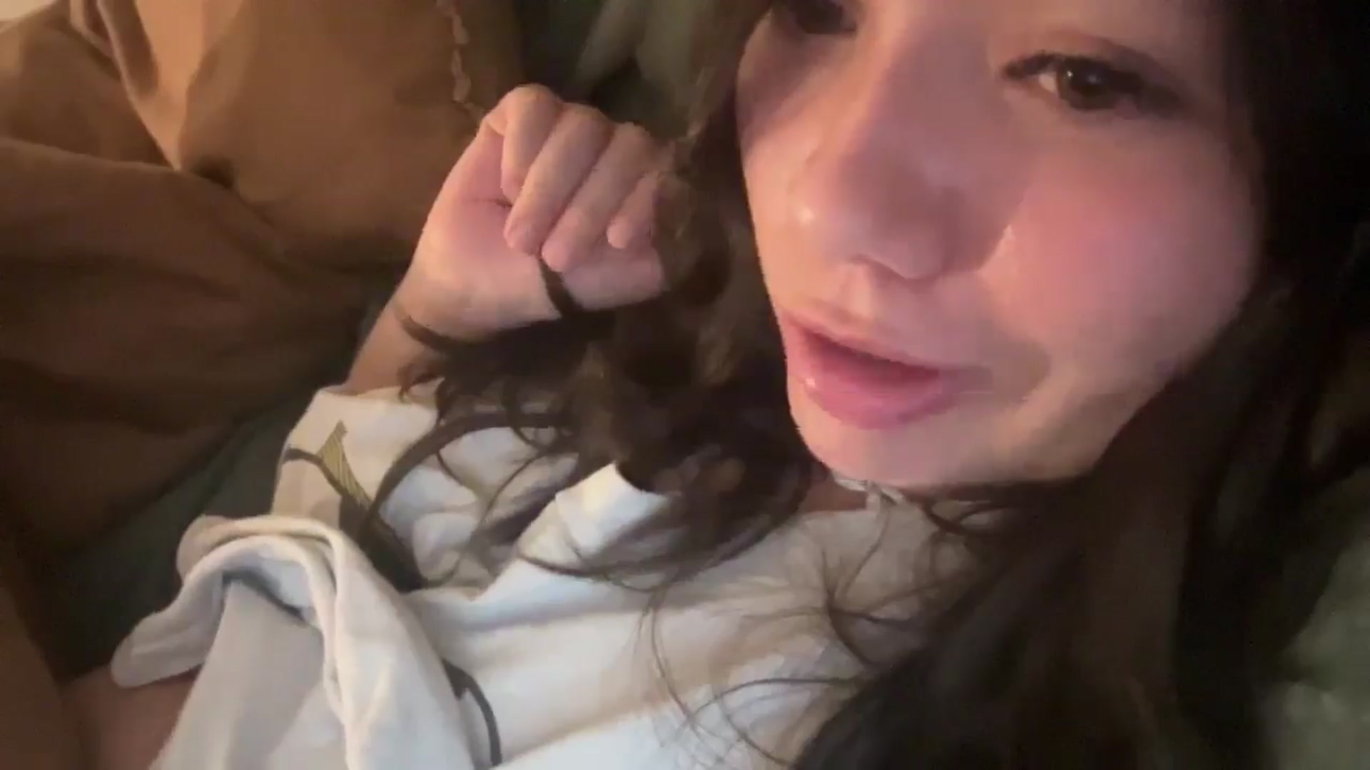 Gallery image thumbnail from imava's myfreecams stream on, 03/14/2025, 24:54 image 14 of 20