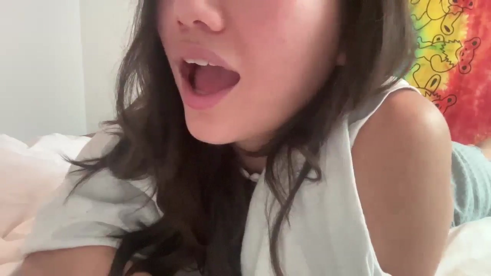Gallery image thumbnail from imava's myfreecams stream on, 03/14/2025, 18:46 image 9 of 20