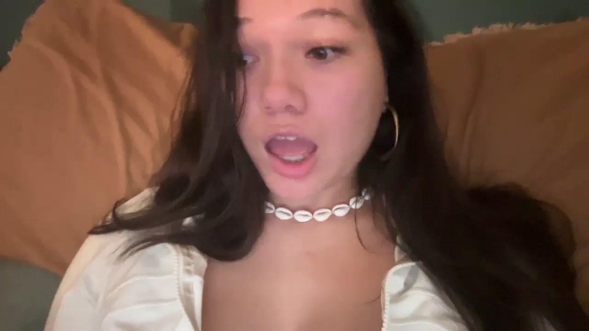 Gallery image thumbnail from imava's myfreecams stream on, 03/17/2025, 20:51 image 6 of 20