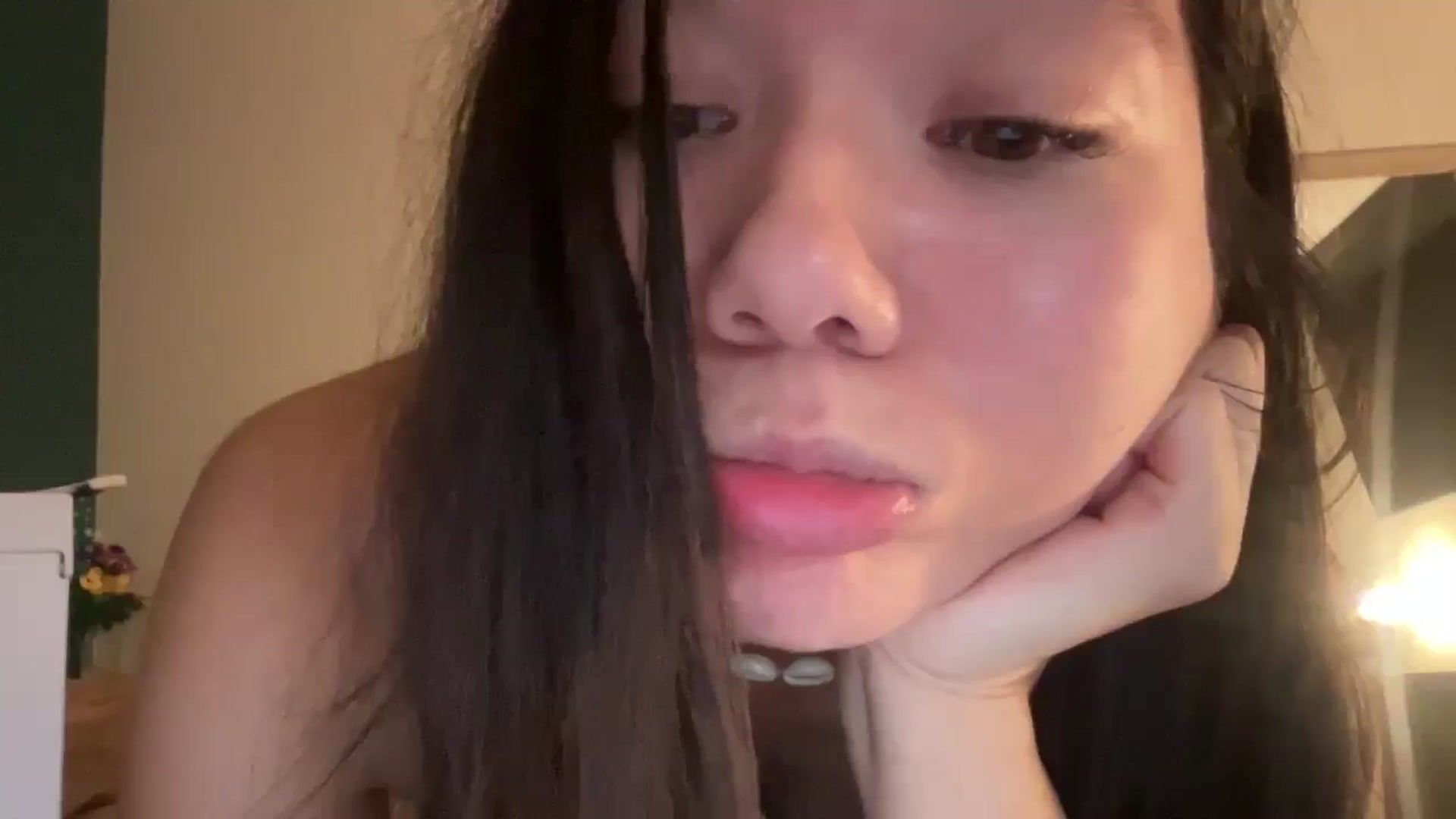 Gallery image thumbnail from imava's myfreecams stream on, 03/25/2025, 23:02 image 16 of 20