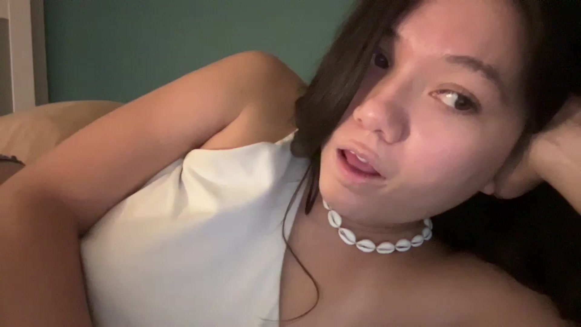 Gallery image thumbnail from imava's myfreecams stream on, 03/27/2025, 01:34 image 10 of 20