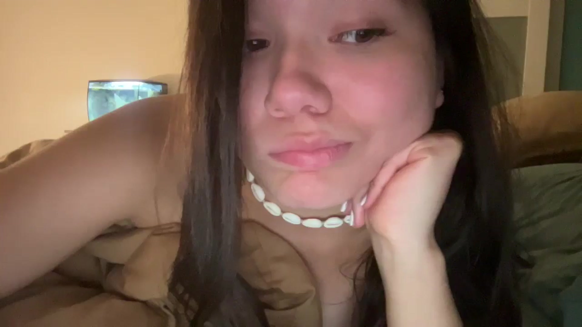 Gallery image thumbnail from imava's myfreecams stream on, 03/27/2025, 02:19 image 20 of 20