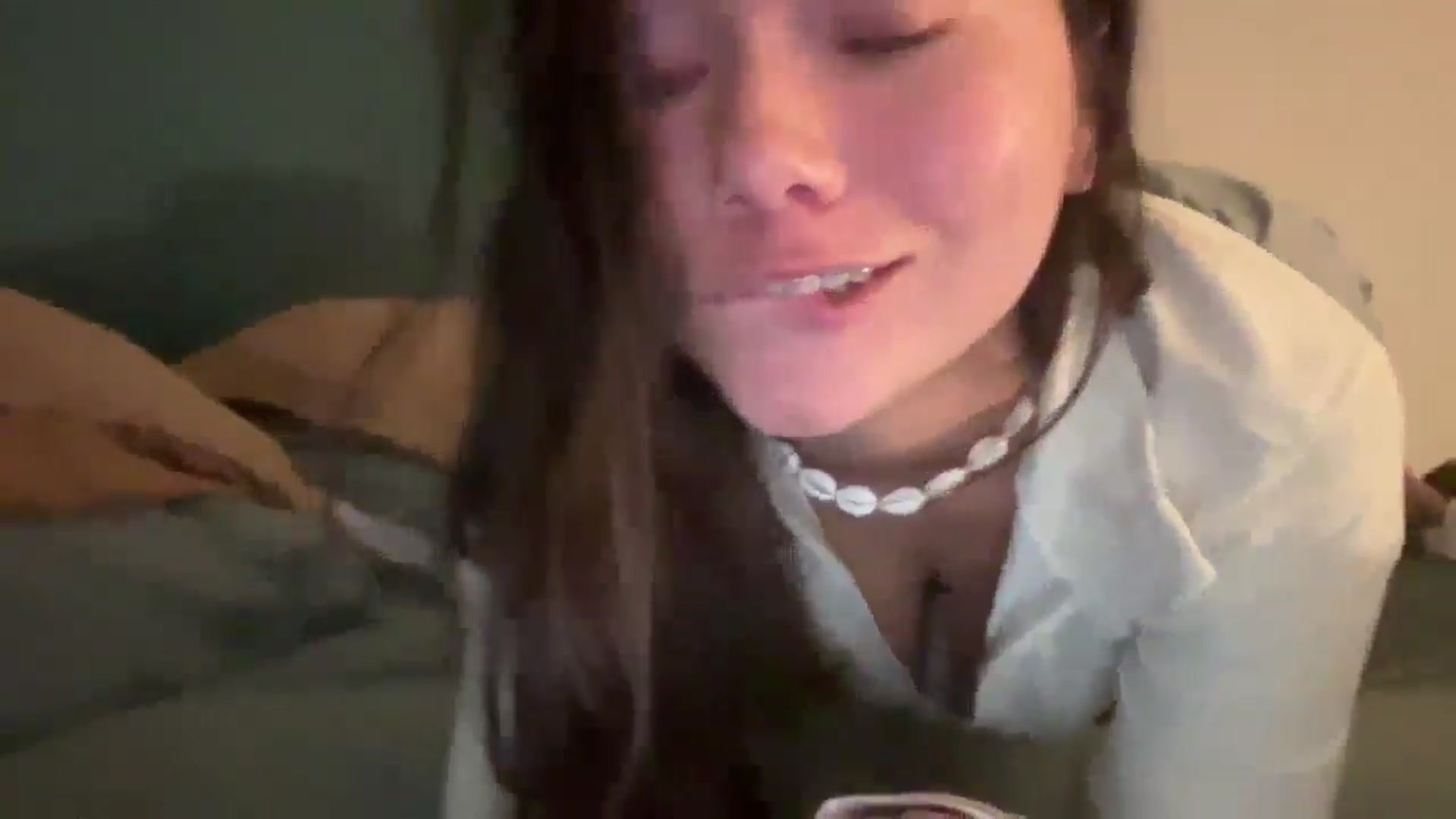 Gallery image thumbnail from imava's myfreecams stream on, 03/28/2025, 20:37 image 2 of 20