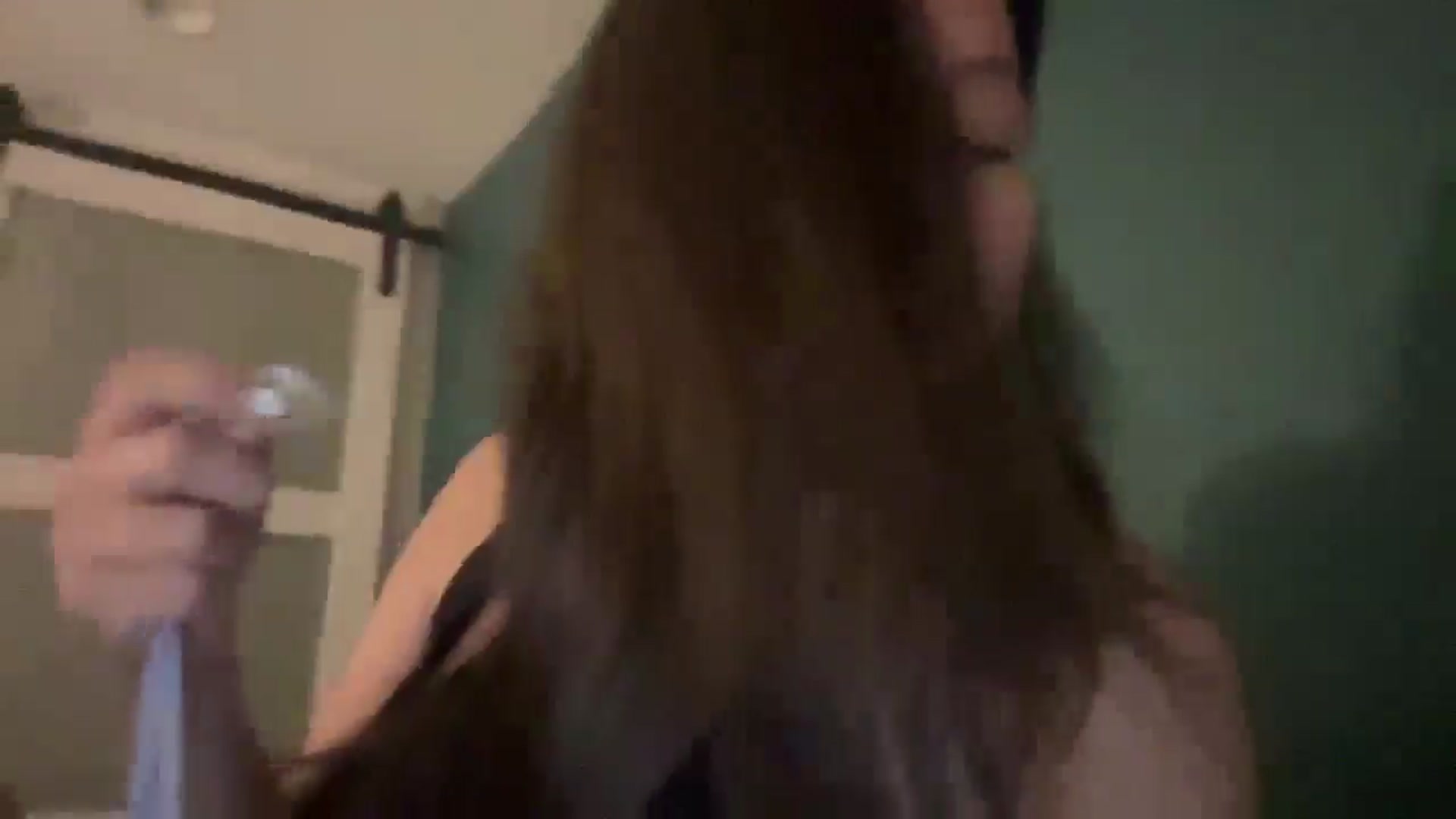 Gallery image thumbnail from imava's myfreecams stream on, 04/01/2025, 02:17 image 9 of 20