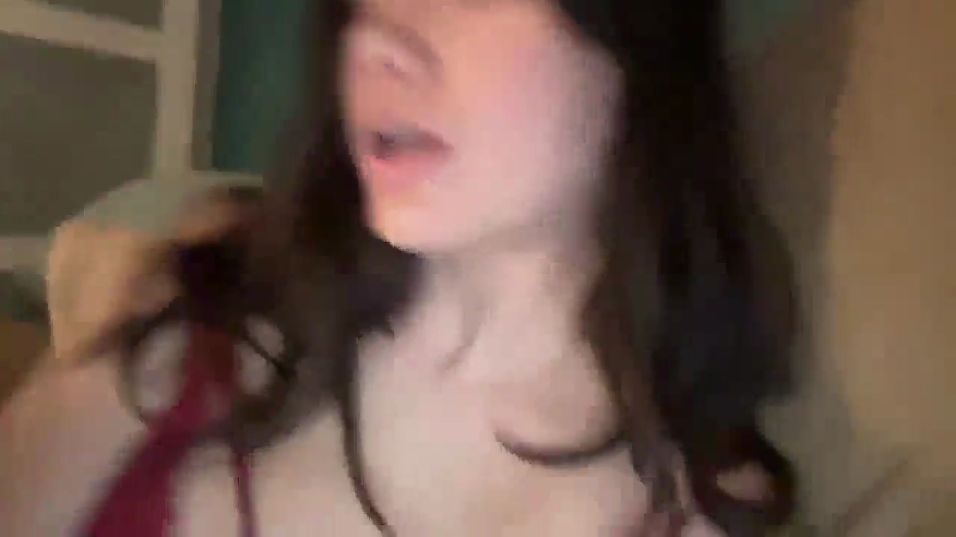 Gallery image thumbnail from imava's myfreecams stream on, 04/02/2025, 20:14 image 9 of 20