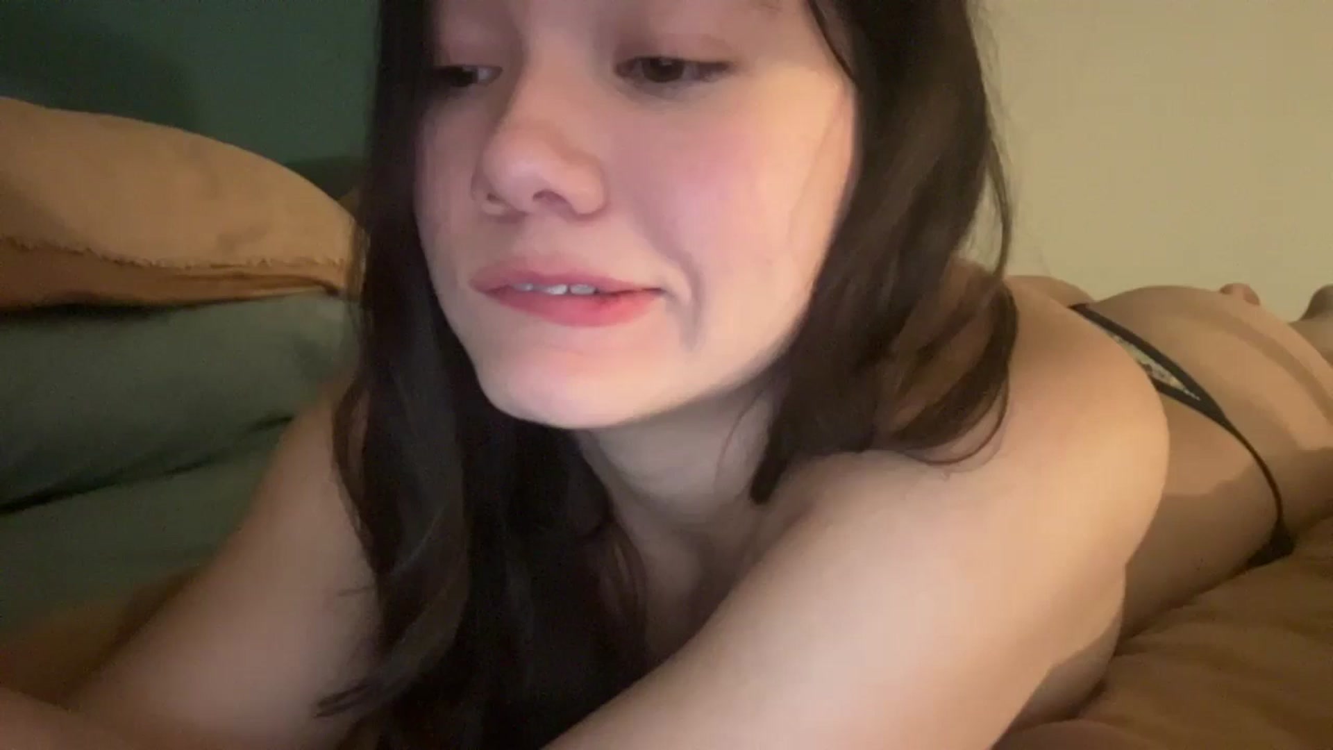 Gallery image thumbnail from imava's myfreecams stream on, 04/07/2025, 09:00 image 11 of 20