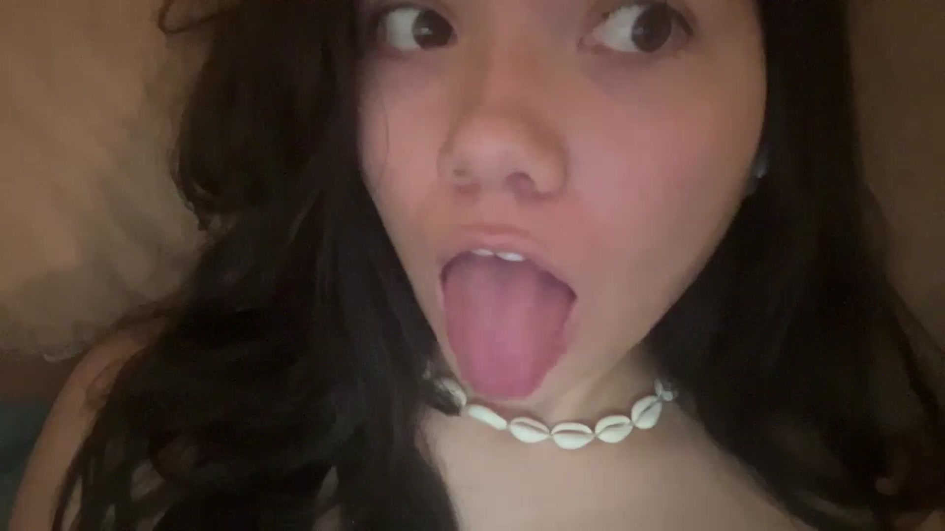 Gallery image thumbnail from imava's myfreecams stream on, 04/12/2025, 04:22 image 3 of 20