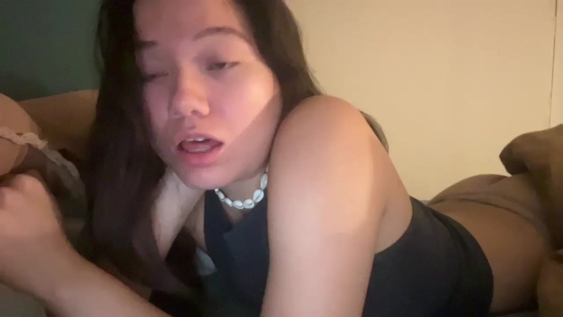Gallery image thumbnail from imava's myfreecams stream on, 04/22/2025, 01:34 image 1 of 20