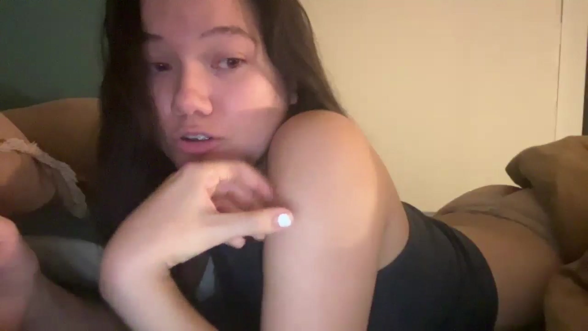 Gallery image thumbnail from imava's myfreecams stream on, 04/22/2025, 01:34 image 2 of 20