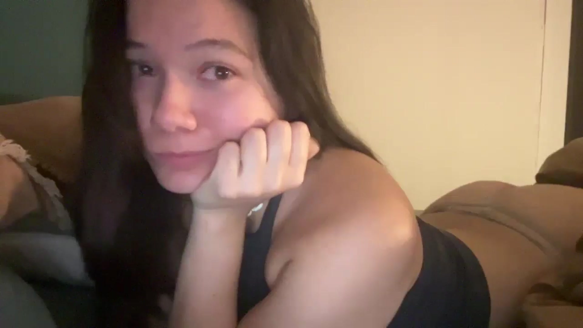 Gallery image thumbnail from imava's myfreecams stream on, 04/22/2025, 01:34 image 5 of 20