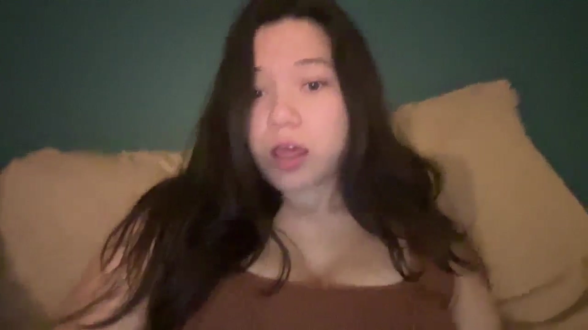 Gallery image thumbnail from imava's myfreecams stream on, 05/04/2025, 10:20 image 5 of 20