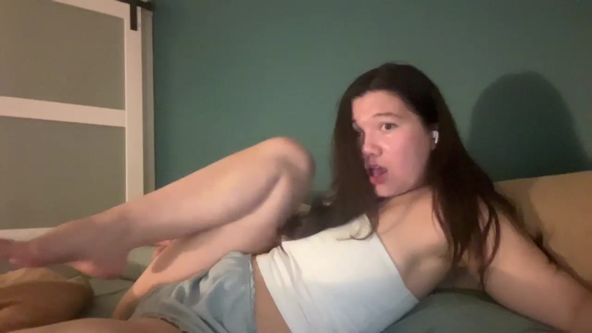 Gallery image thumbnail from imava's myfreecams stream on, 05/13/2025, 08:02 image 8 of 20