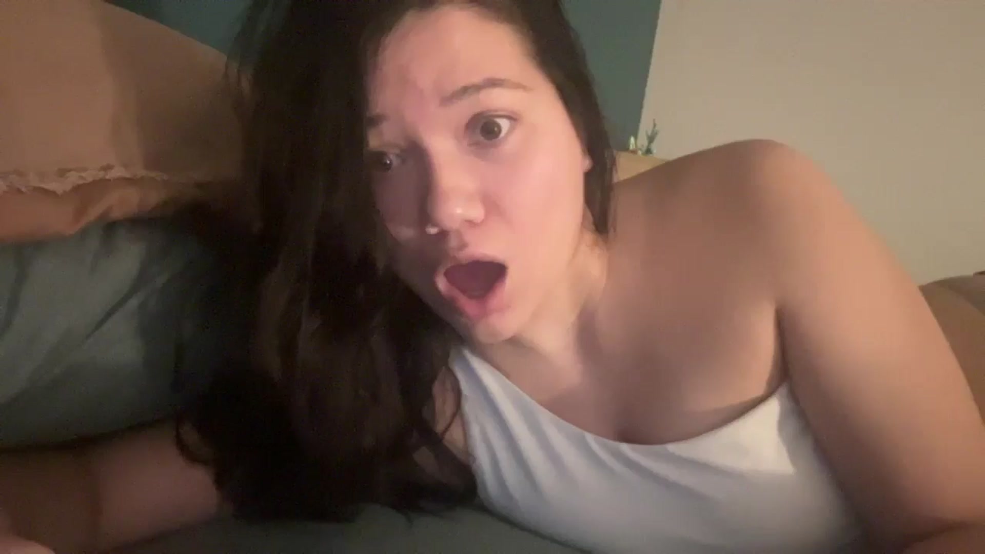 Gallery image thumbnail from imava's myfreecams stream on, 05/18/2025, 07:54 image 12 of 20