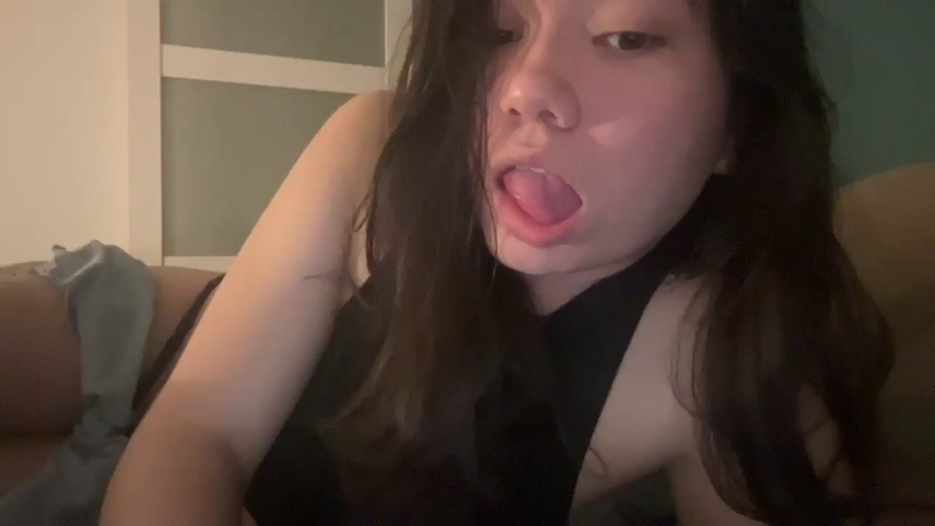 Gallery image thumbnail from imava's myfreecams stream on, 05/25/2025, 21:45 image 20 of 20