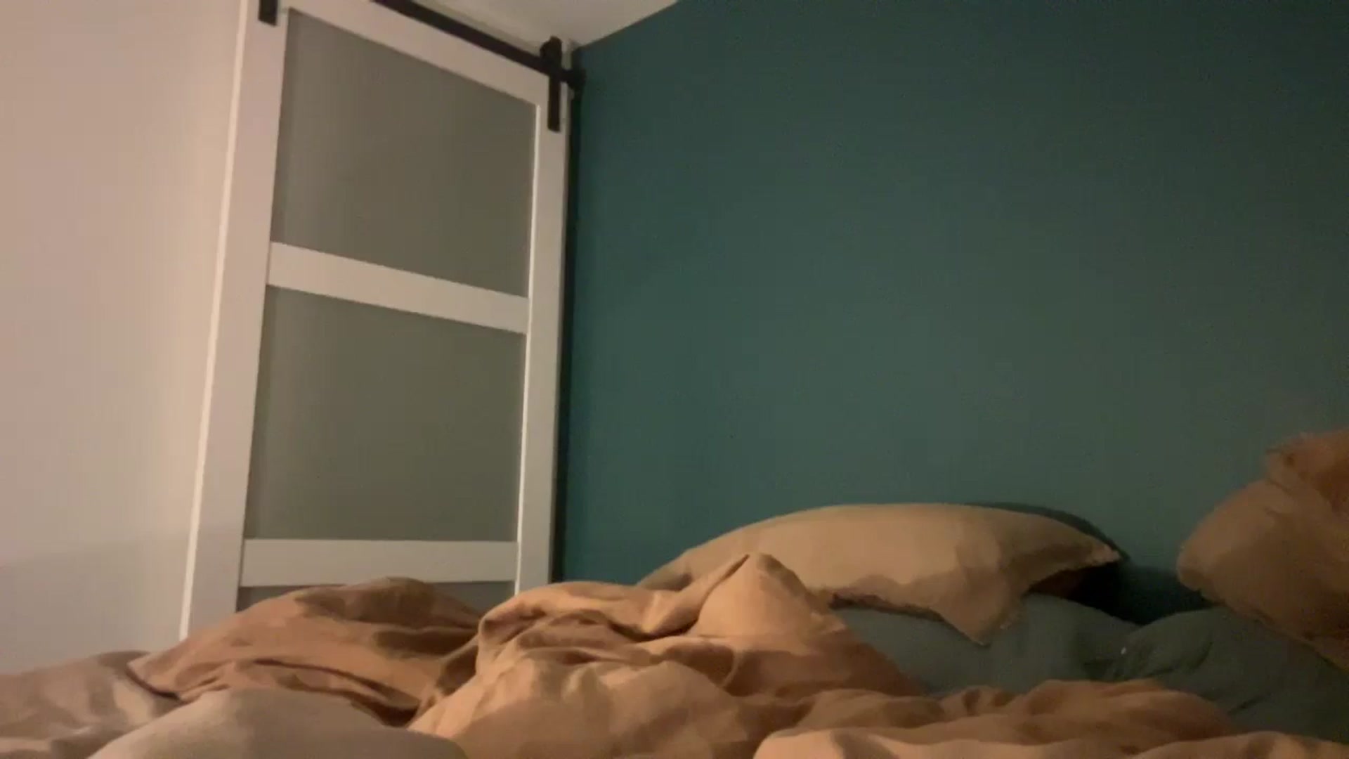 Gallery image thumbnail from imava's myfreecams stream on, 05/25/2025, 22:57 image 19 of 20