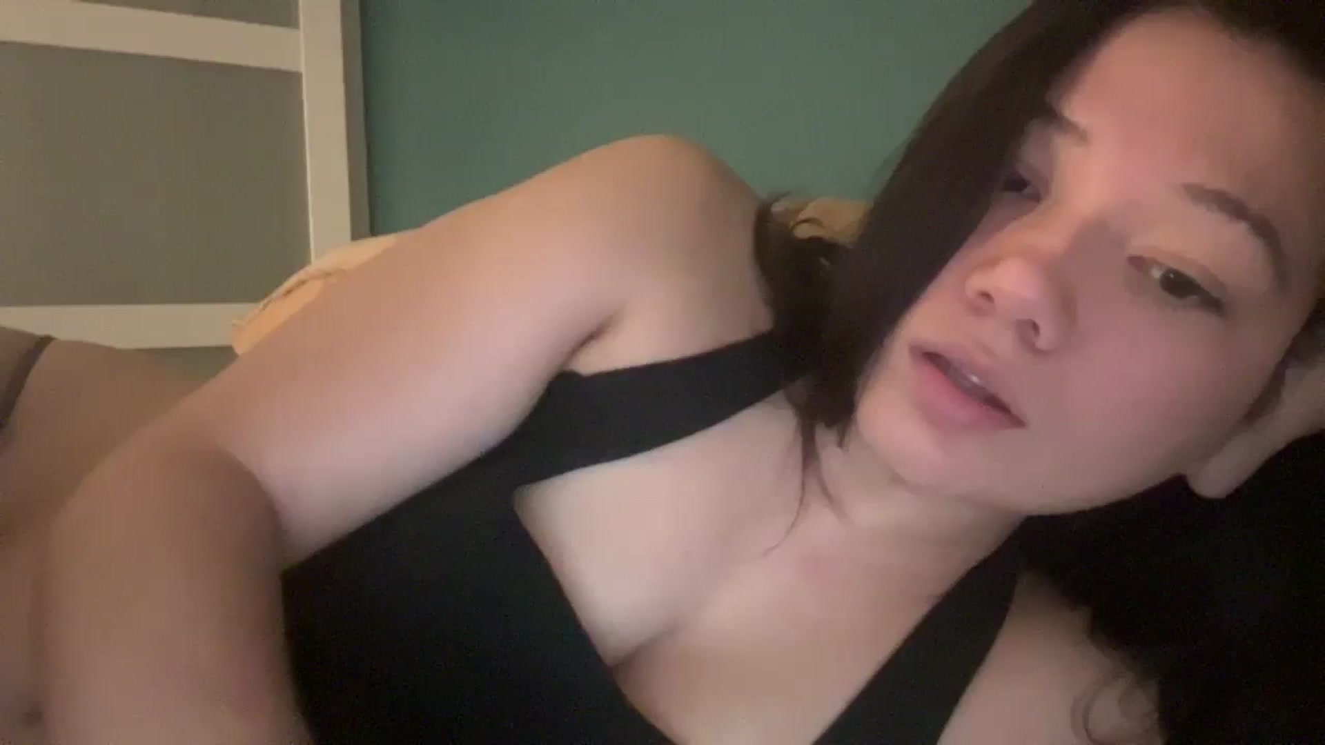 Gallery image thumbnail from imava's myfreecams stream on, 06/07/2025, 12:28 image 1 of 20