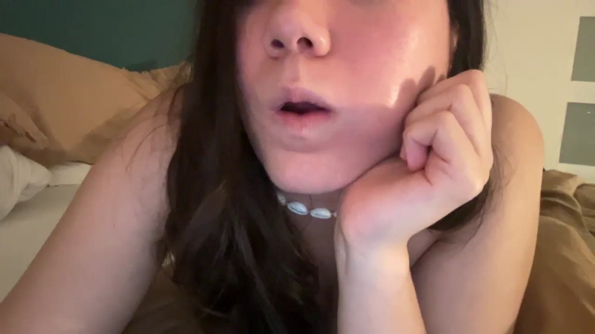 Gallery image thumbnail from imava's myfreecams stream on, 06/13/2025, 13:18 image 20 of 20