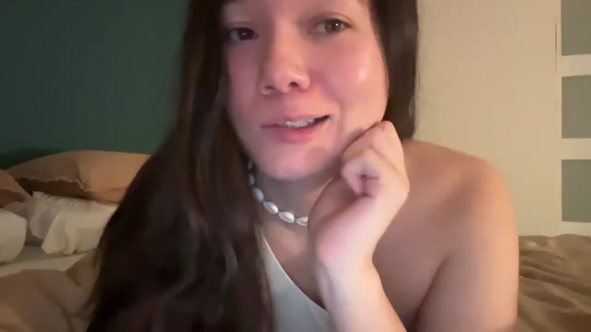 Gallery image thumbnail from imava's myfreecams stream on, 06/17/2025, 22:48 image 1 of 20