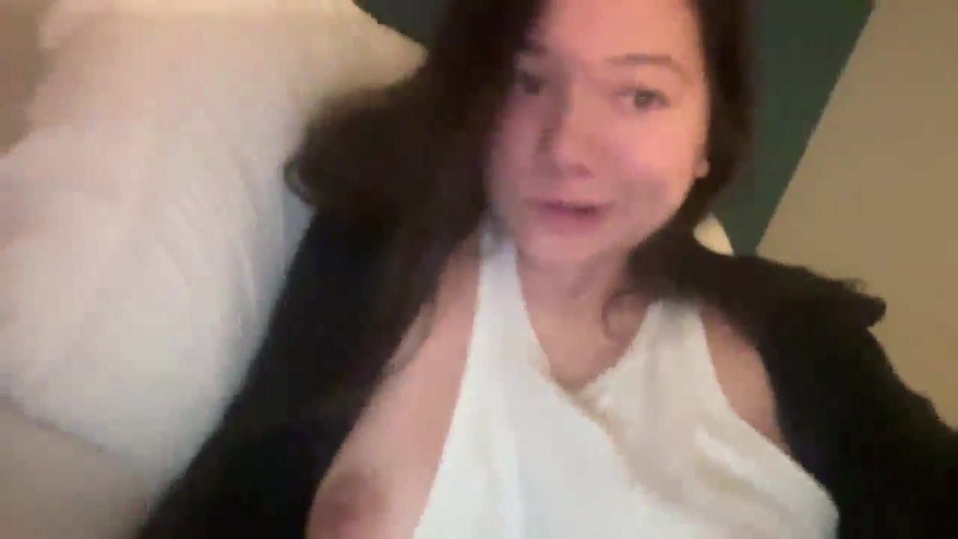 Gallery image thumbnail from imava's myfreecams stream on, 07/07/2025, 05:15 image 14 of 20