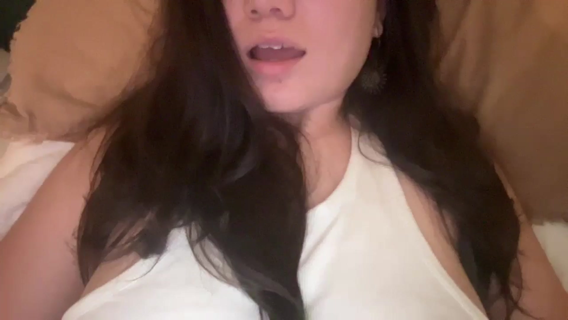 Gallery image thumbnail from imava's myfreecams stream on, 07/07/2025, 20:32 image 10 of 20