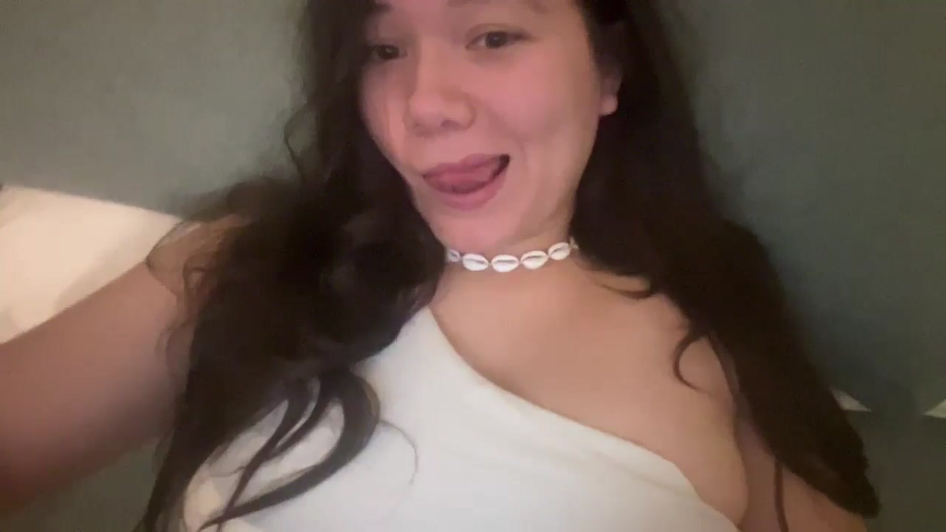 Gallery image thumbnail from imava's myfreecams stream on, 07/15/2025, 05:28 image 3 of 20