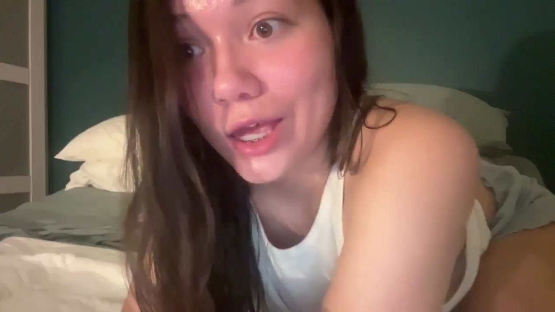 Gallery image thumbnail from imava's myfreecams stream on, 07/16/2025, 03:11 image 9 of 20